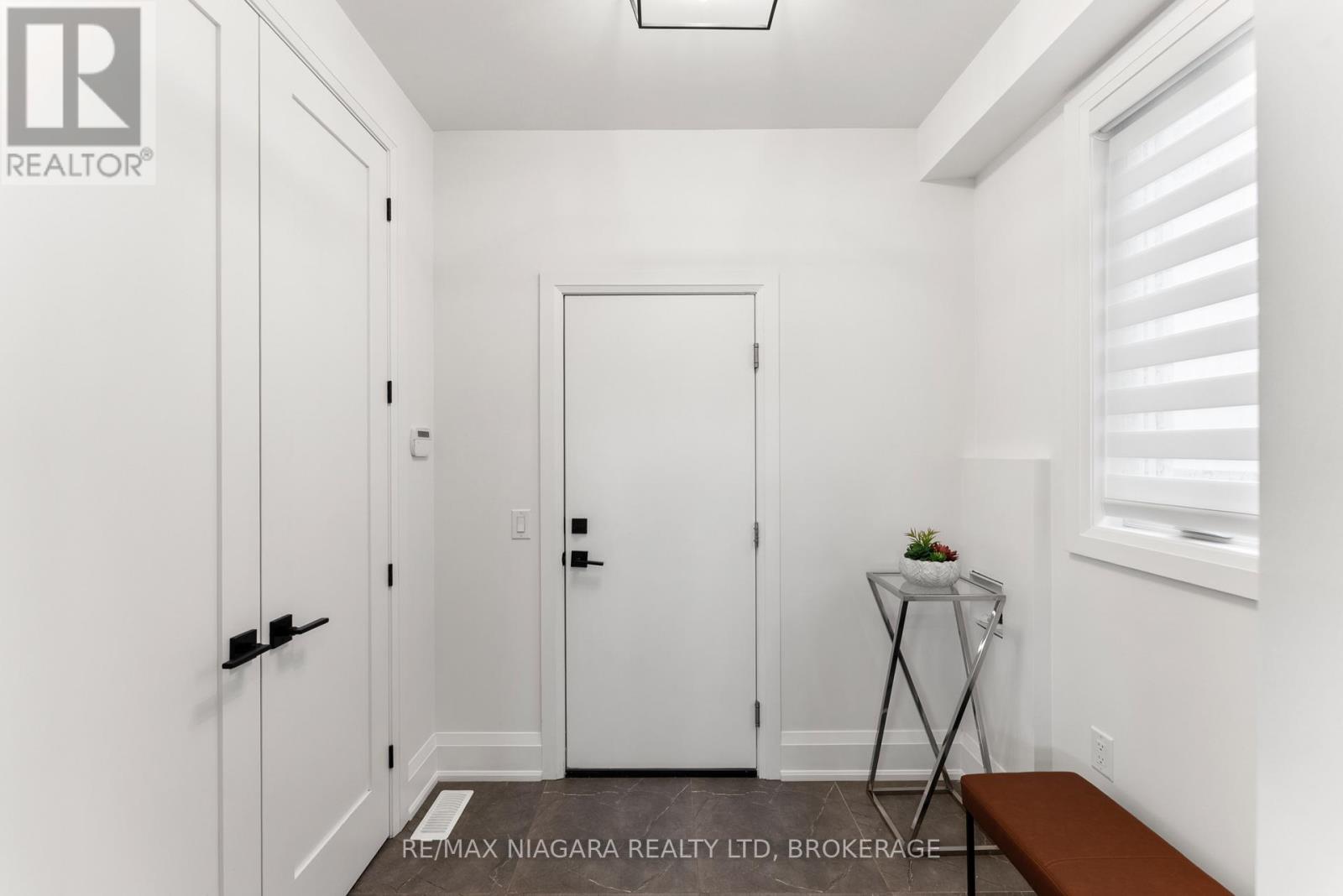 2864 Arrowsmith Court S, Fort Erie, Ontario  L0S 1S0 - Photo 26 - X12470569