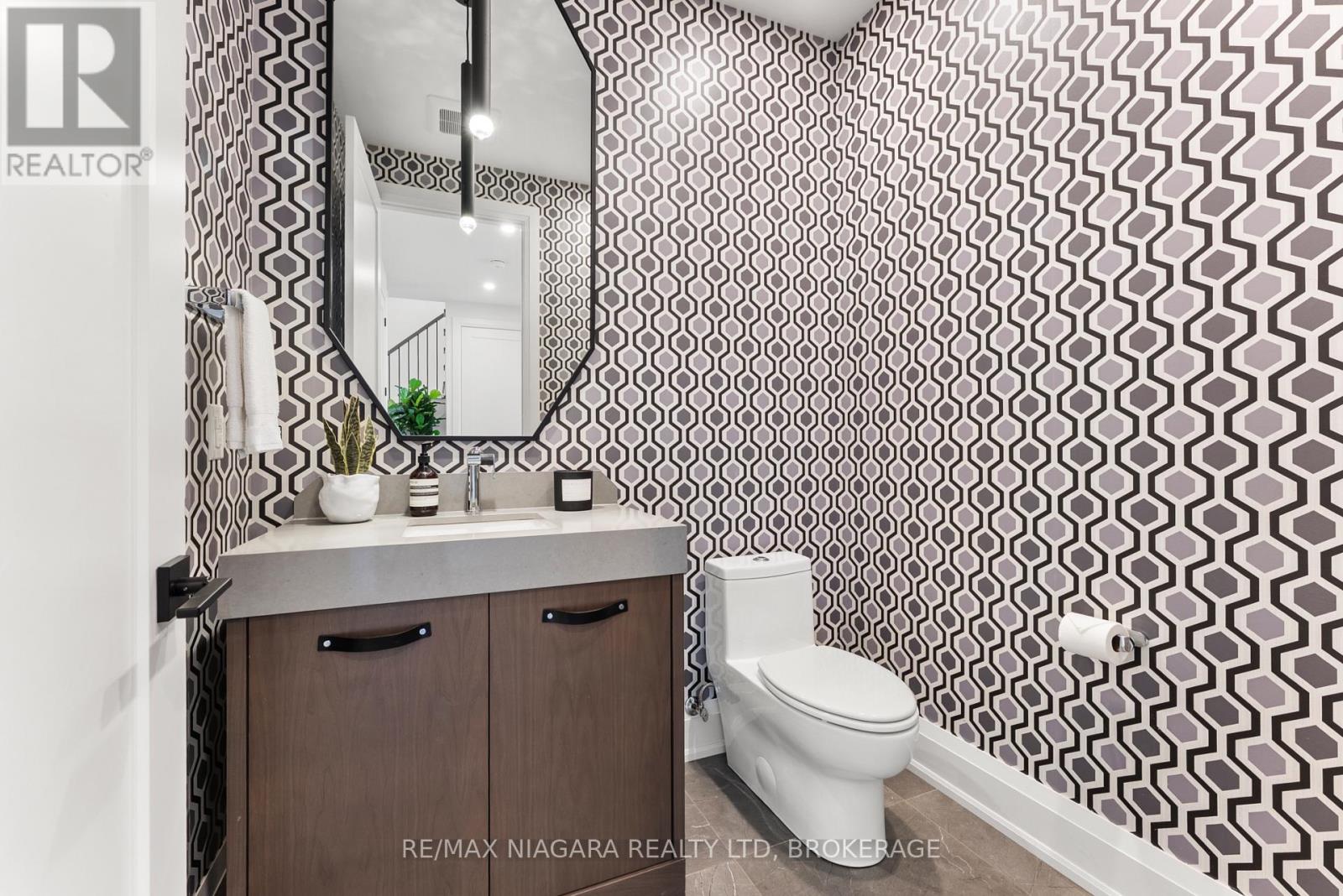 2864 Arrowsmith Court S, Fort Erie, Ontario  L0S 1S0 - Photo 35 - X12470569