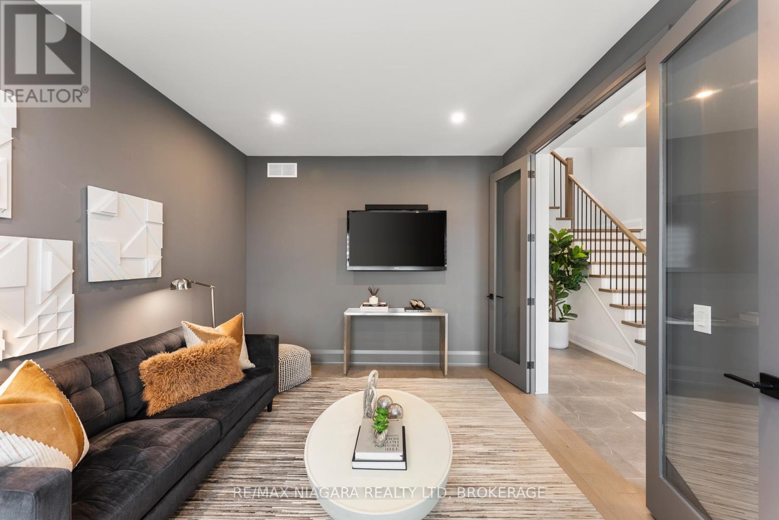 2864 Arrowsmith Court S, Fort Erie, Ontario  L0S 1S0 - Photo 36 - X12470569