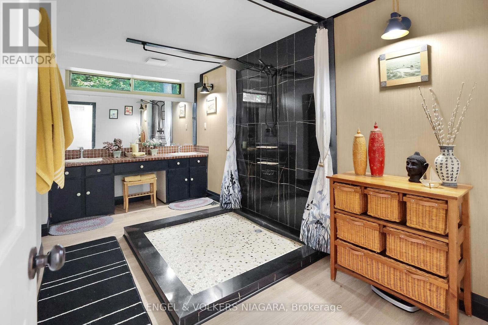 2459 Noella Crescent, Niagara Falls, Ontario  L2J 3H7 - Photo 38 - X12503090