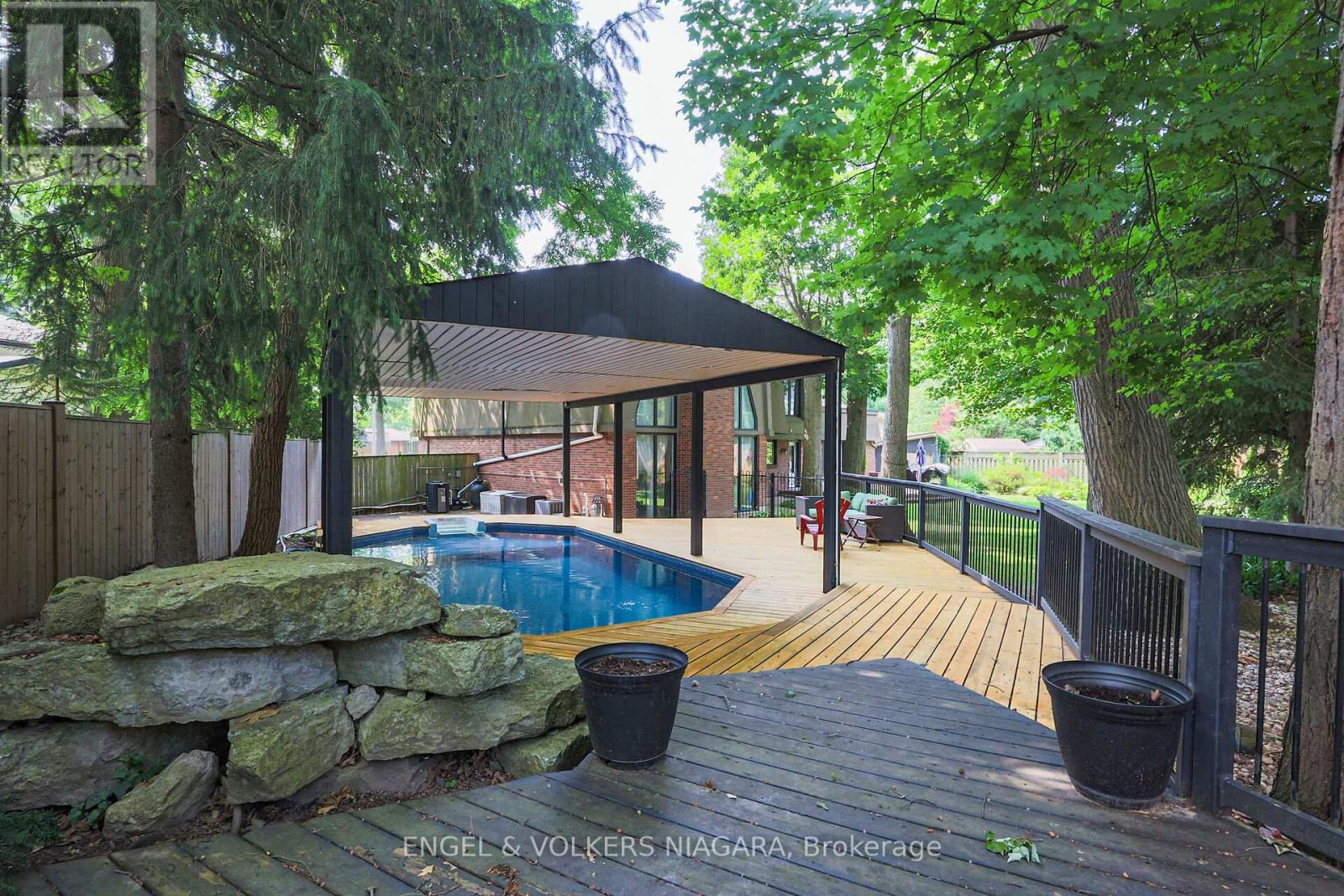 2459 Noella Crescent, Niagara Falls, Ontario  L2J 3H7 - Photo 9 - X12503090