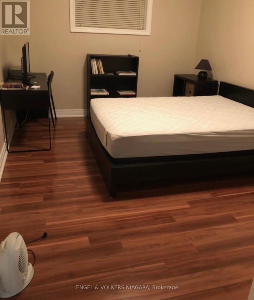 9285 Eagle Ridge Drive N, Niagara Falls, Ontario  L2H 0G4 - Photo 15 - X12504972