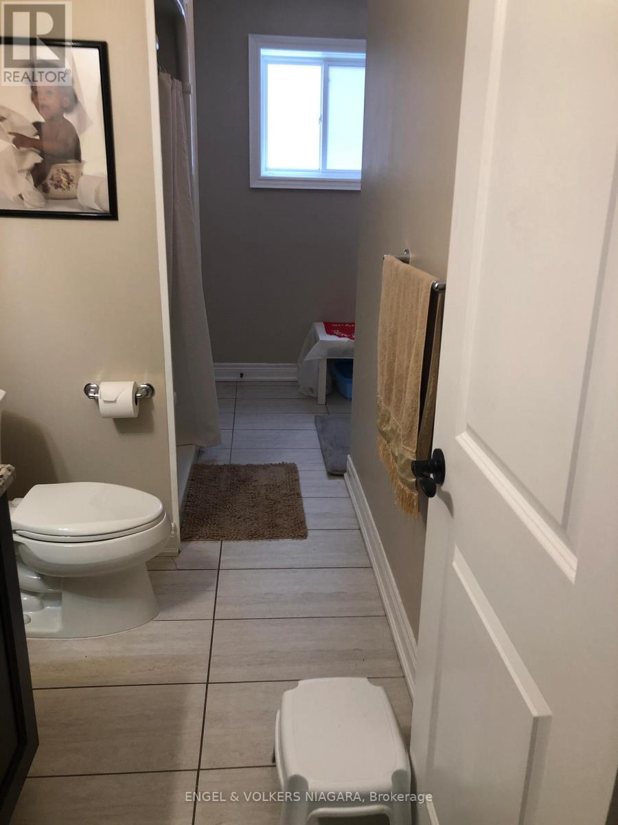 9285 Eagle Ridge Drive N, Niagara Falls, Ontario  L2H 0G4 - Photo 9 - X12504972