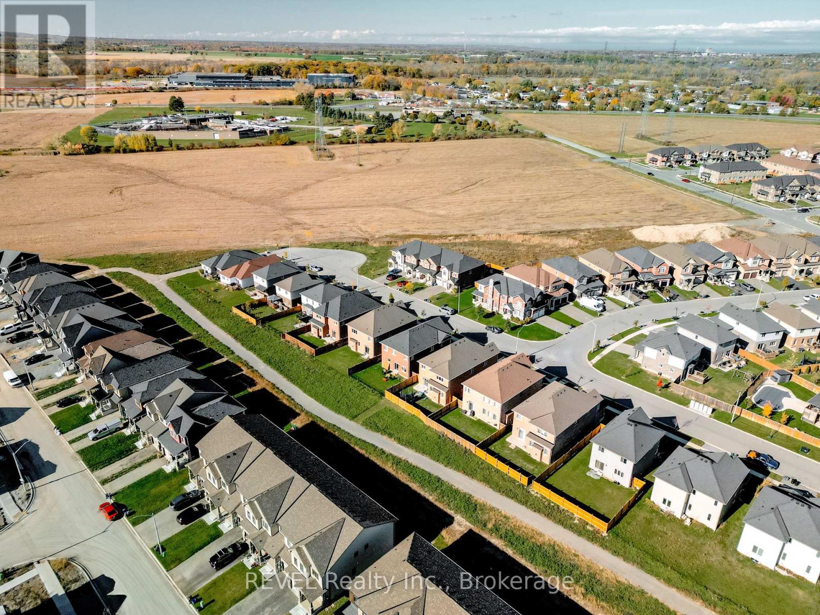 44 Spring Crest Way, Thorold, Ontario  L2V 0J8 - Photo 32 - X12505606