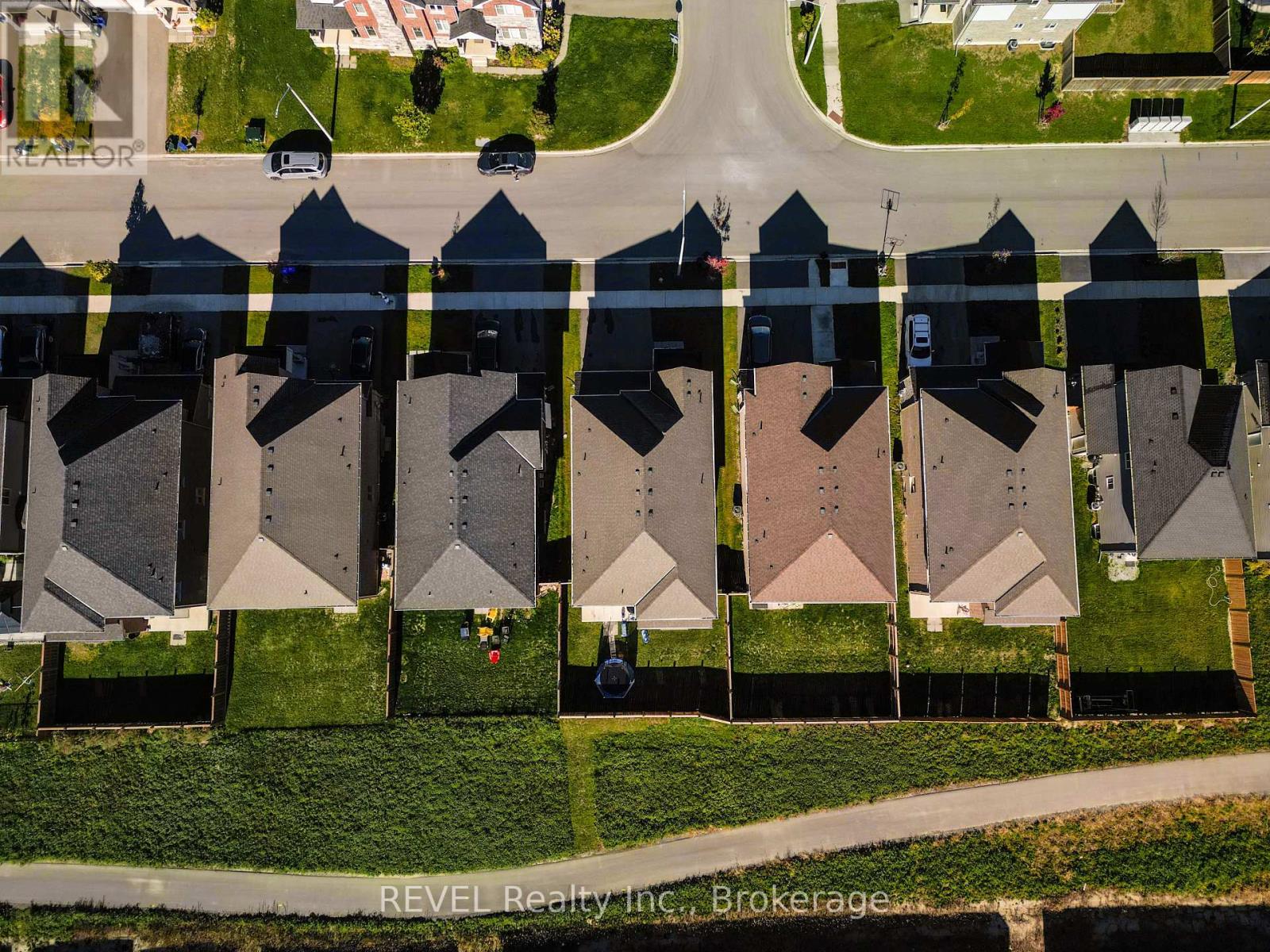 44 Spring Crest Way, Thorold, Ontario  L2V 0J8 - Photo 34 - X12505606