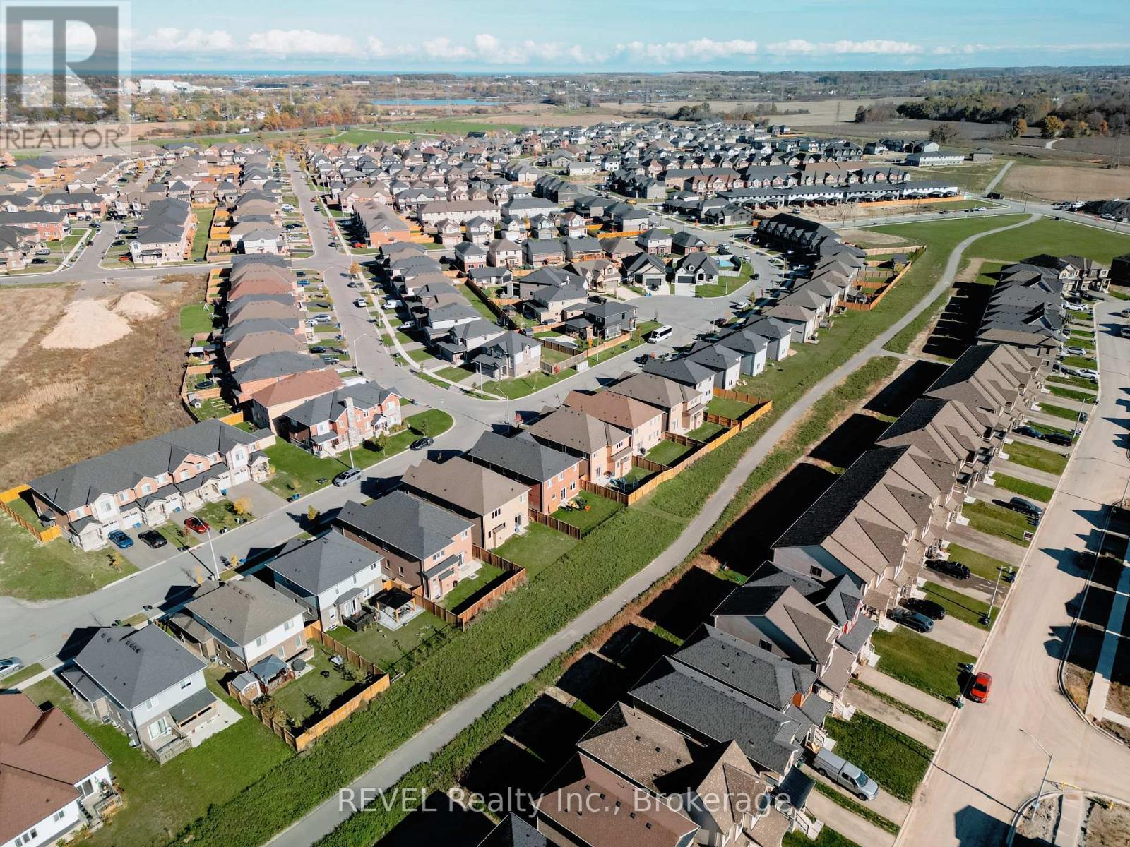 44 Spring Crest Way, Thorold, Ontario  L2V 0J8 - Photo 35 - X12505606