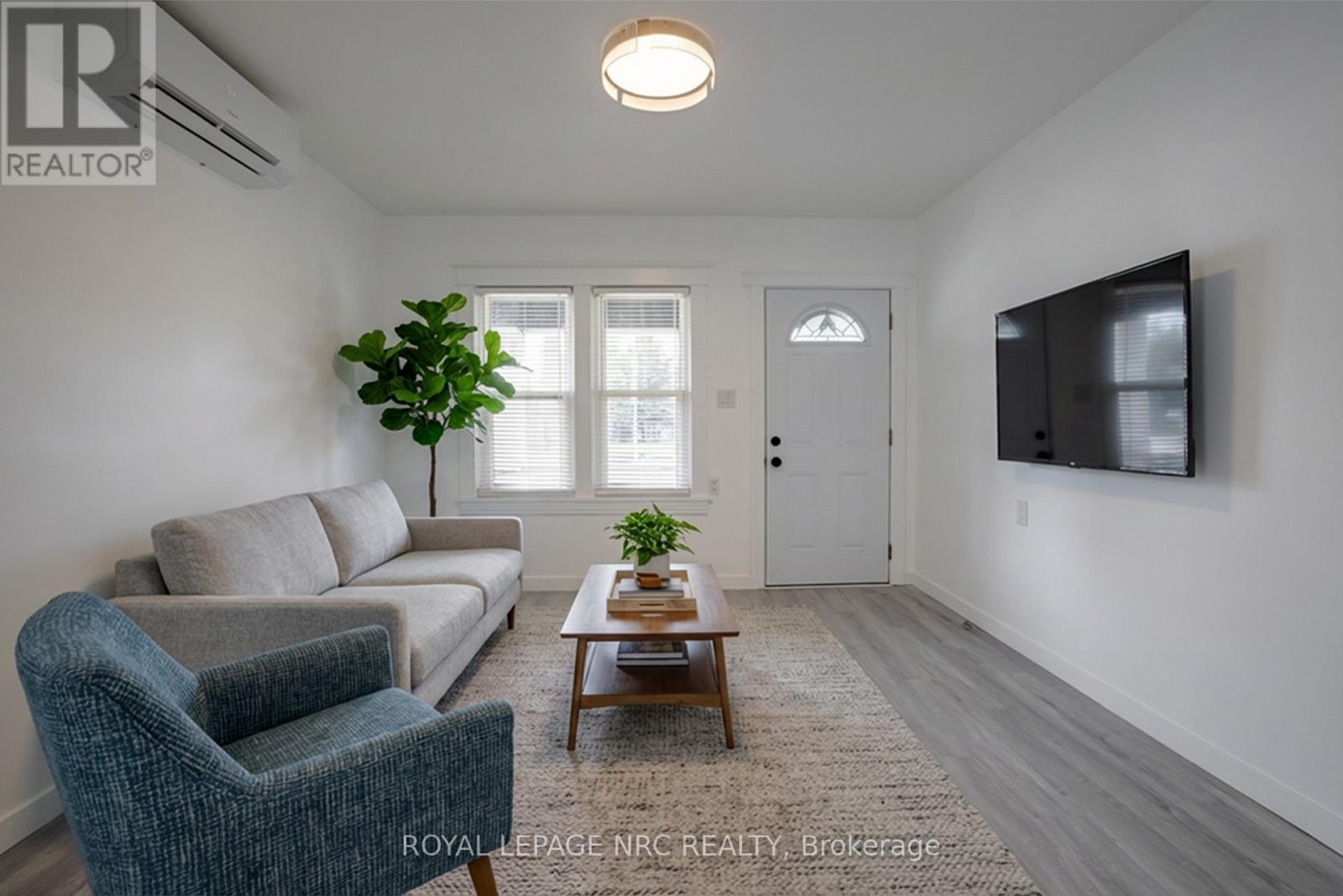 170 Niagara Street W, St. Catharines, Ontario  L2R 4L4 - Photo 4 - X12505730