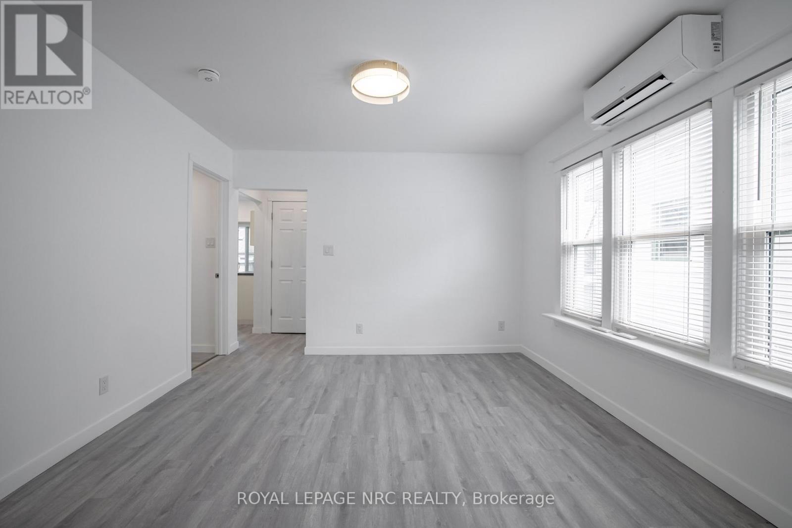 170 Niagara Street W, St. Catharines, Ontario  L2R 4L4 - Photo 6 - X12505730