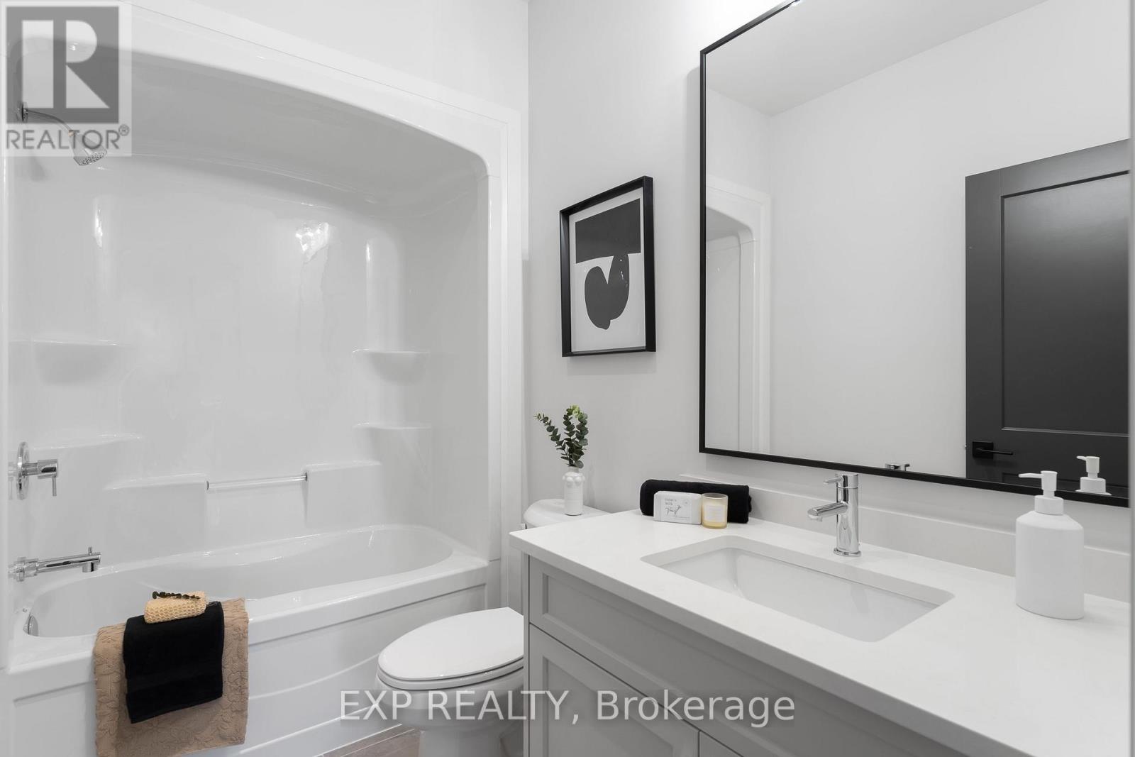 6 - 24 Grapeview Drive, St. Catharines, Ontario  L2S 0G5 - Photo 29 - X12505874