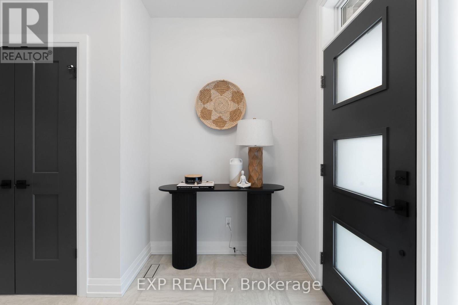 6 - 24 Grapeview Drive, St. Catharines, Ontario  L2S 0G5 - Photo 7 - X12505874