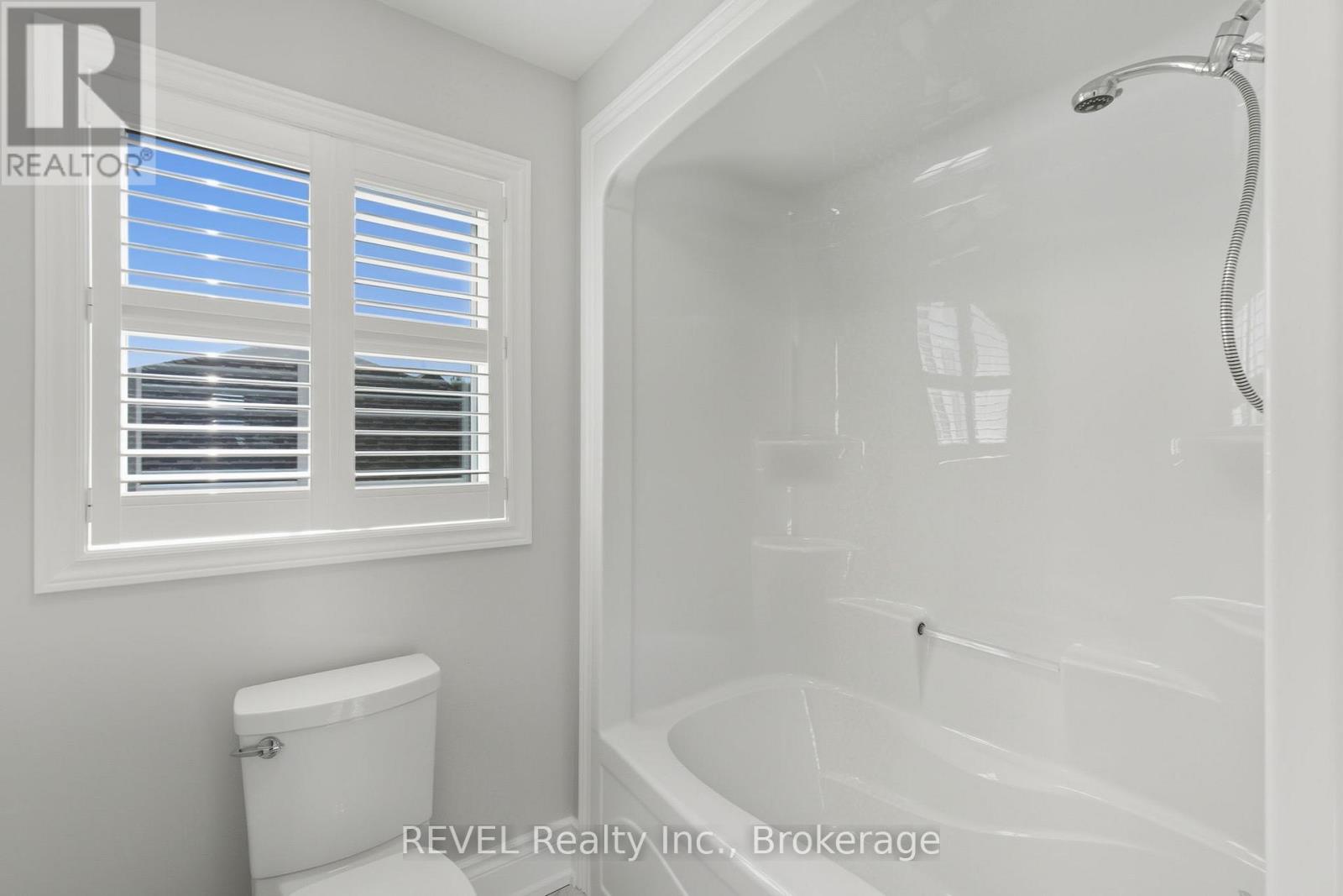 380 Pelham Road, St. Catharines, Ontario  L2S 0A2 - Photo 34 - X12507092