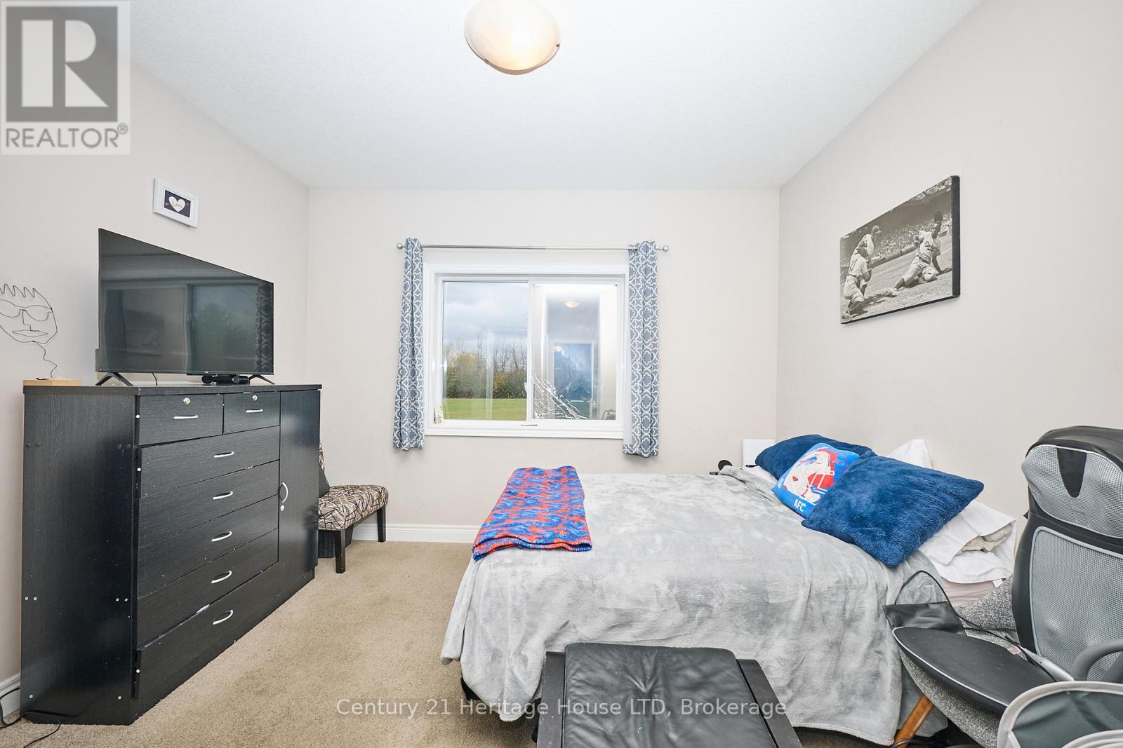 1121 Meadowood Street, Fort Erie, Ontario  L2A 0C1 - Photo 11 - X12507654