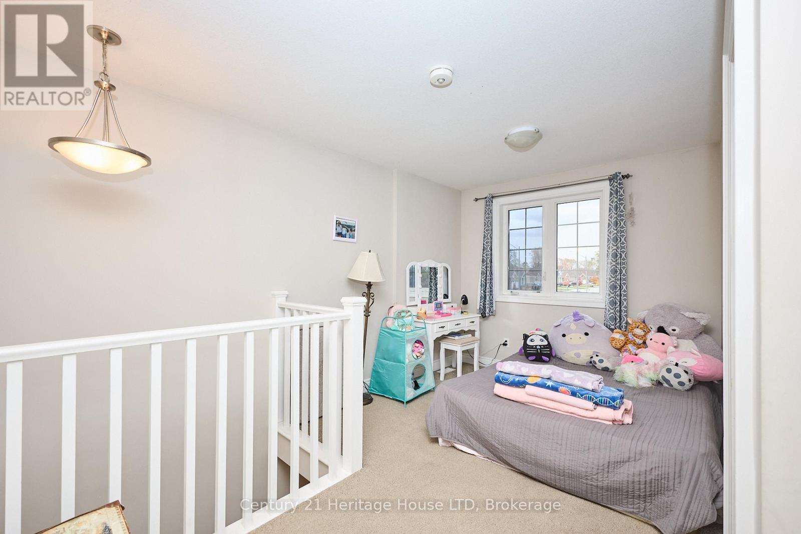 1121 Meadowood Street, Fort Erie, Ontario  L2A 0C1 - Photo 18 - X12507654