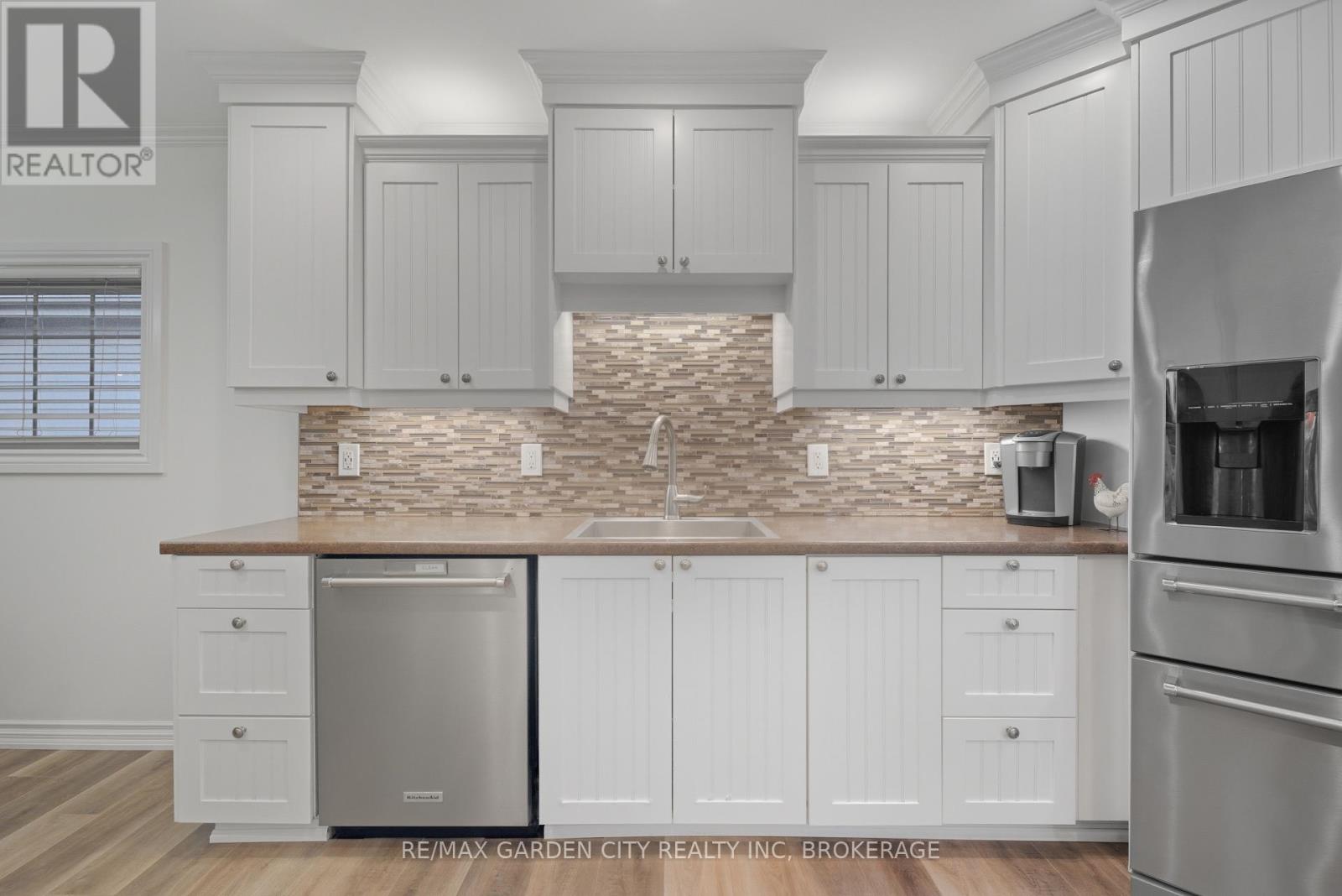 5294 Slater Avenue, Niagara Falls, Ontario  L2E 4W9 - Photo 13 - X12508186