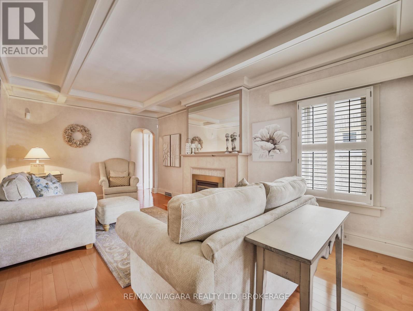 5079 Armoury Street, Niagara Falls, Ontario  L2E 1T3 - Photo 6 - X12509164