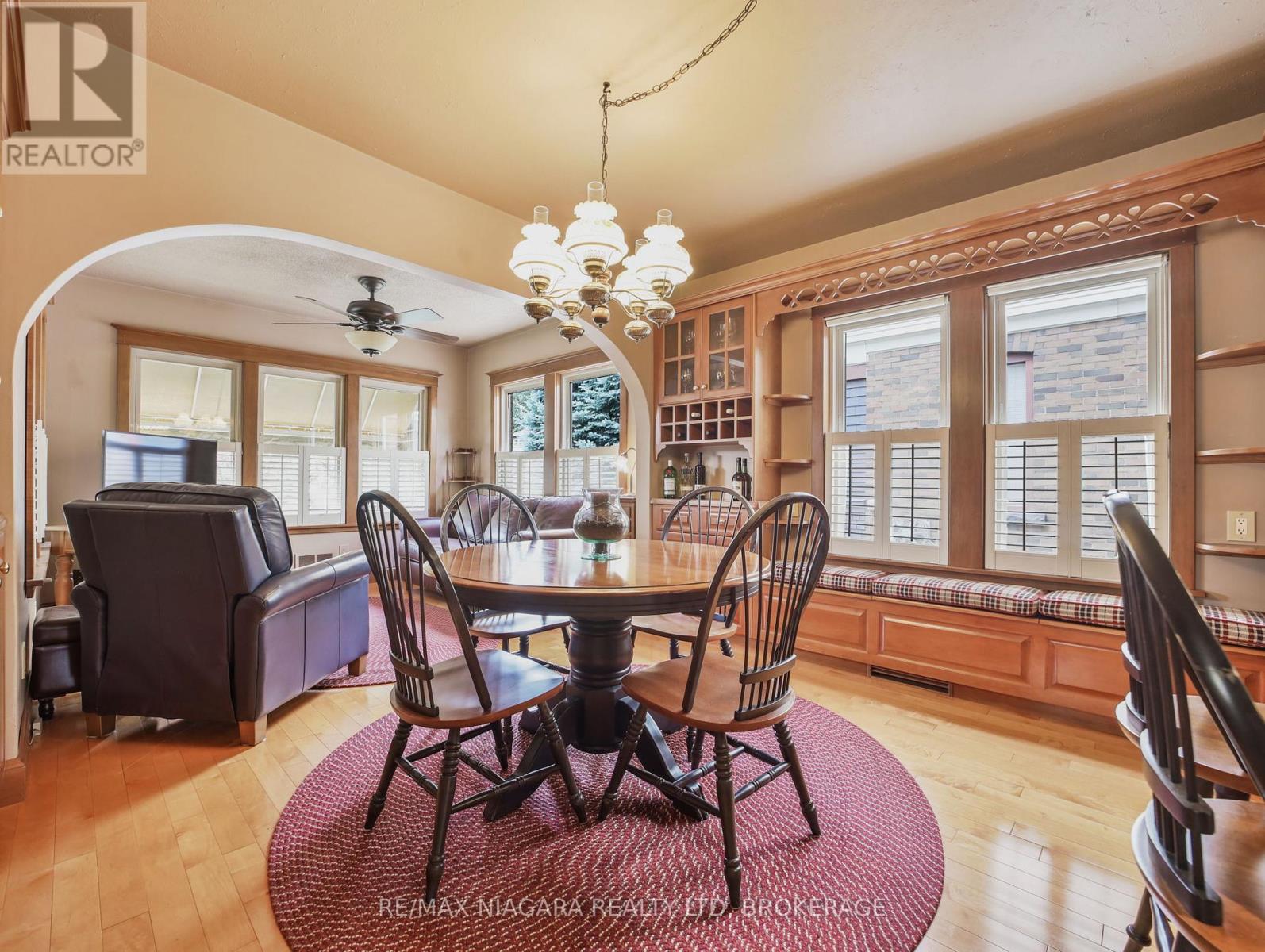 5079 Armoury Street, Niagara Falls, Ontario  L2E 1T3 - Photo 9 - X12509164