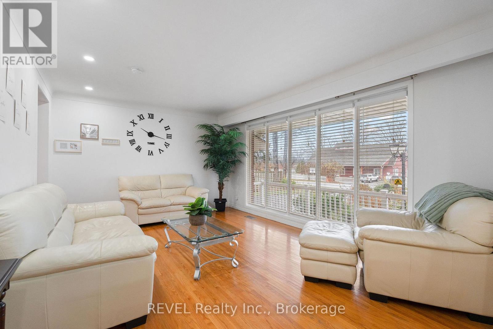 17 Partition Street, Niagara-On-The-Lake, Ontario  L0S 1L0 - Photo 6 - X12509230