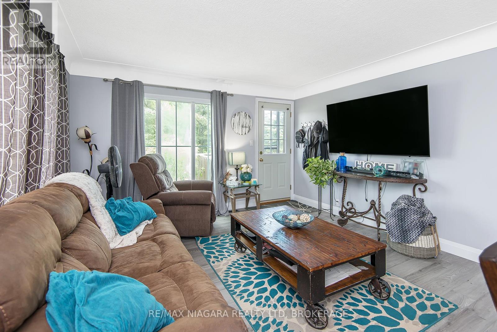 574 Broadway Street, Welland, Ontario  L3C 5M5 - Photo 17 - X12509398