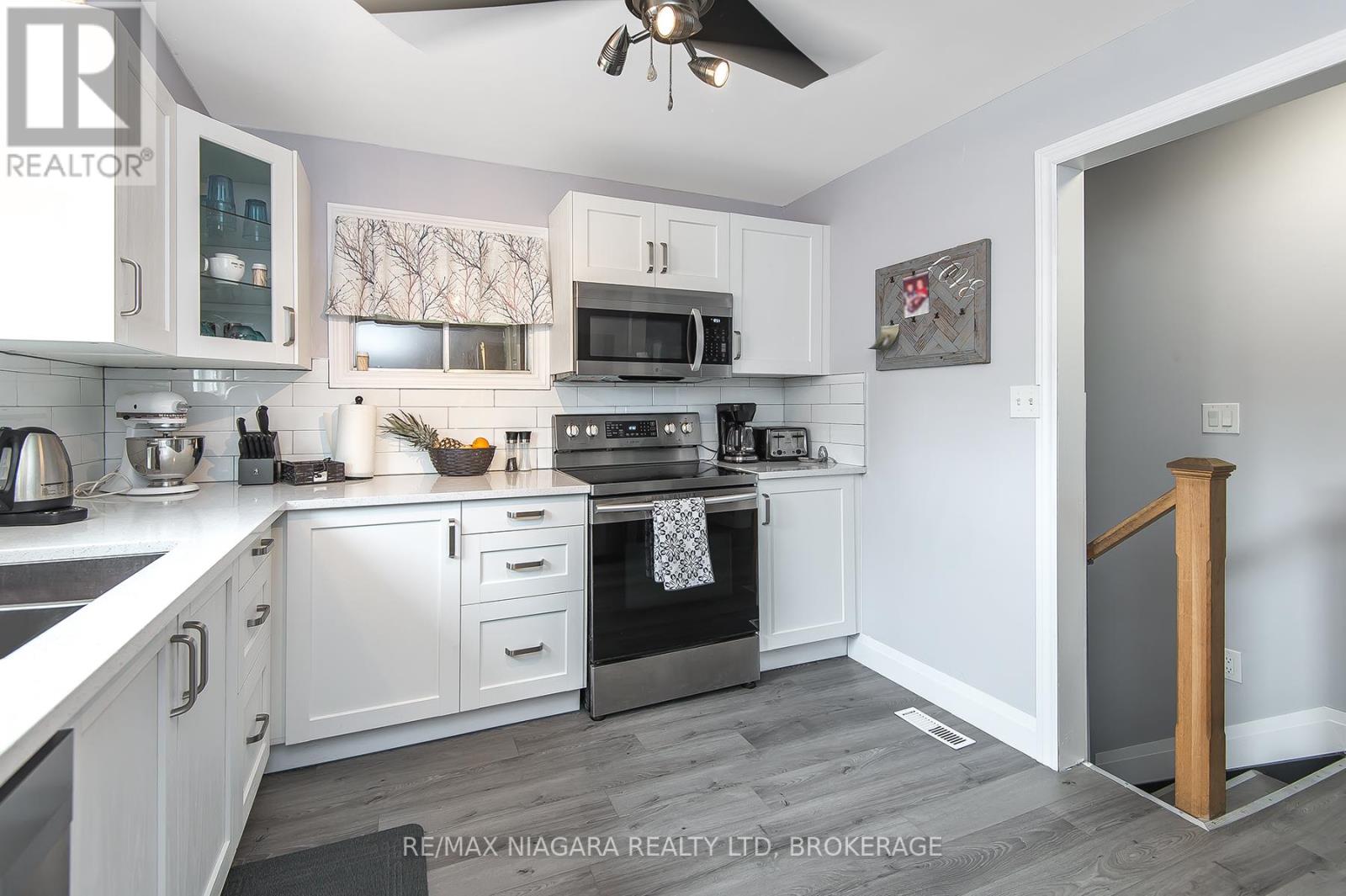 574 Broadway Street, Welland, Ontario  L3C 5M5 - Photo 21 - X12509398