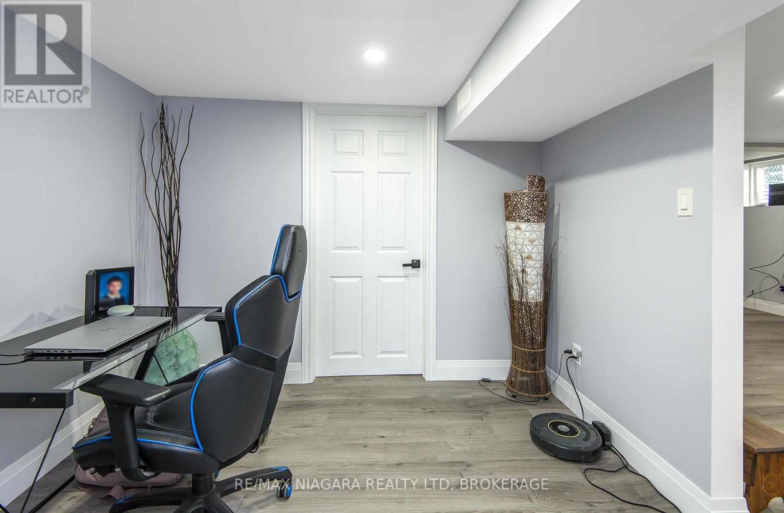 574 Broadway Street, Welland, Ontario  L3C 5M5 - Photo 6 - X12509398