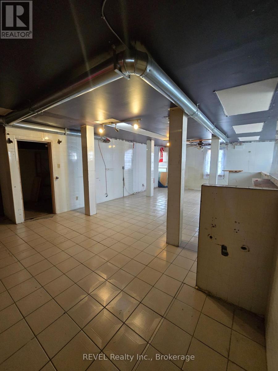 75 Manitoba Street, Bracebridge, Ontario  P1L 2B2 - Photo 7 - X12509694