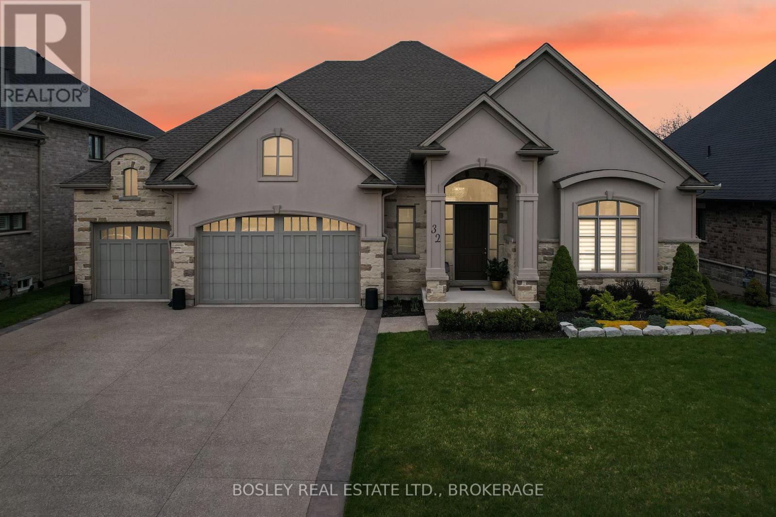 32 Philmori Boulevard, Pelham, Ontario  L0S 1E5 - Photo 45 - X12509714