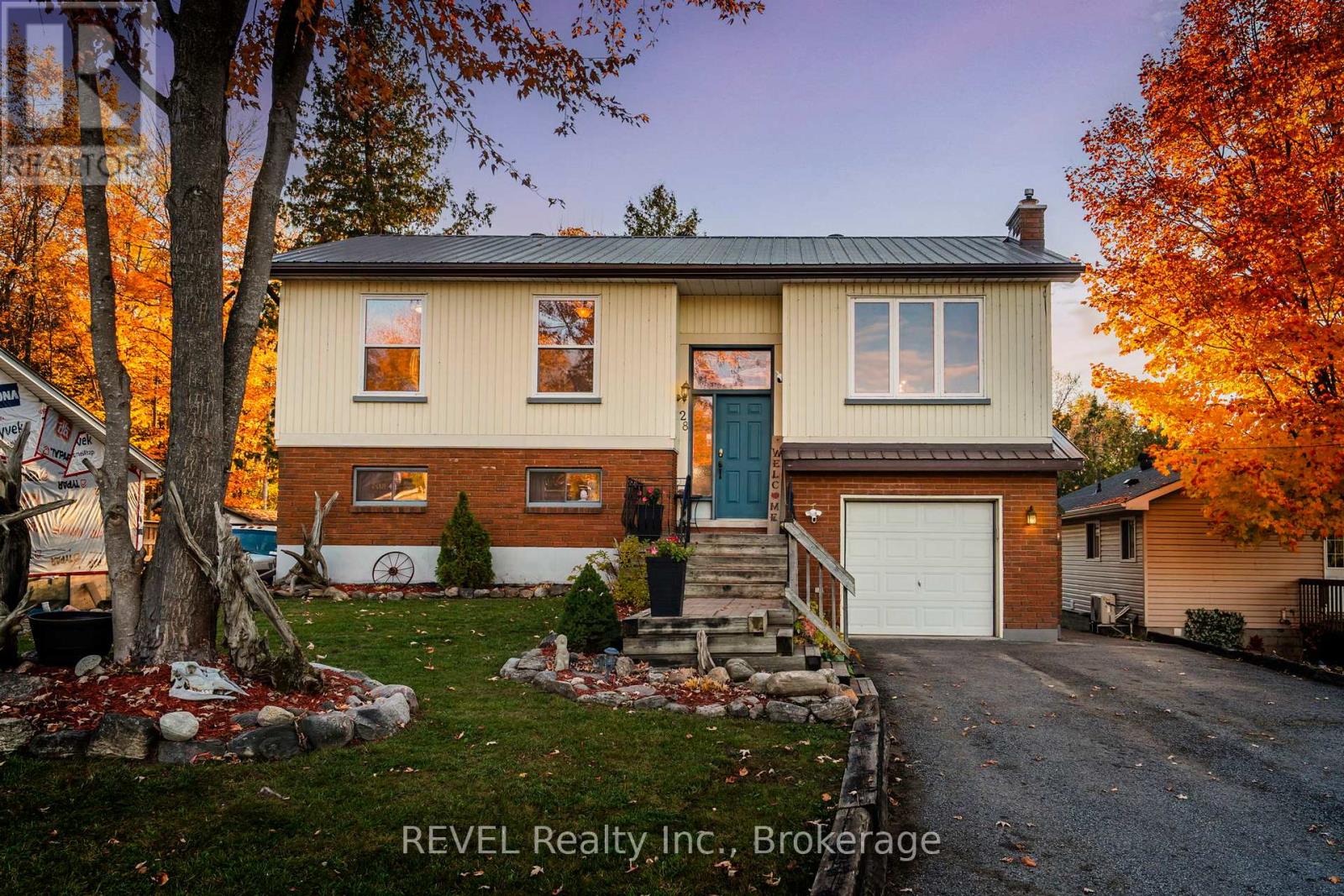 28 PARK STREET, Tay, Ontario