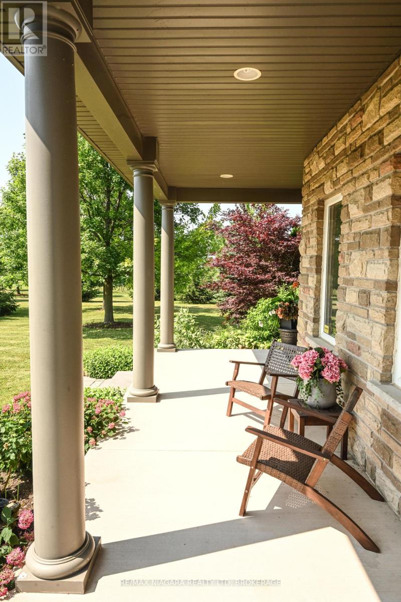 1065 Concession 3 Road, Niagara-On-The-Lake, Ontario  L0S 1J0 - Photo 4 - X12512496