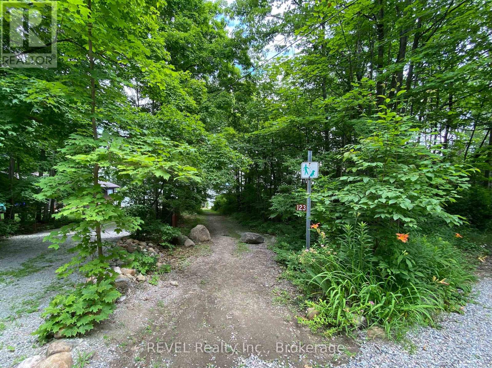 7 Wakunda Crescent, Tiny, Ontario  L9M 0B2 - Photo 12 - S12512660