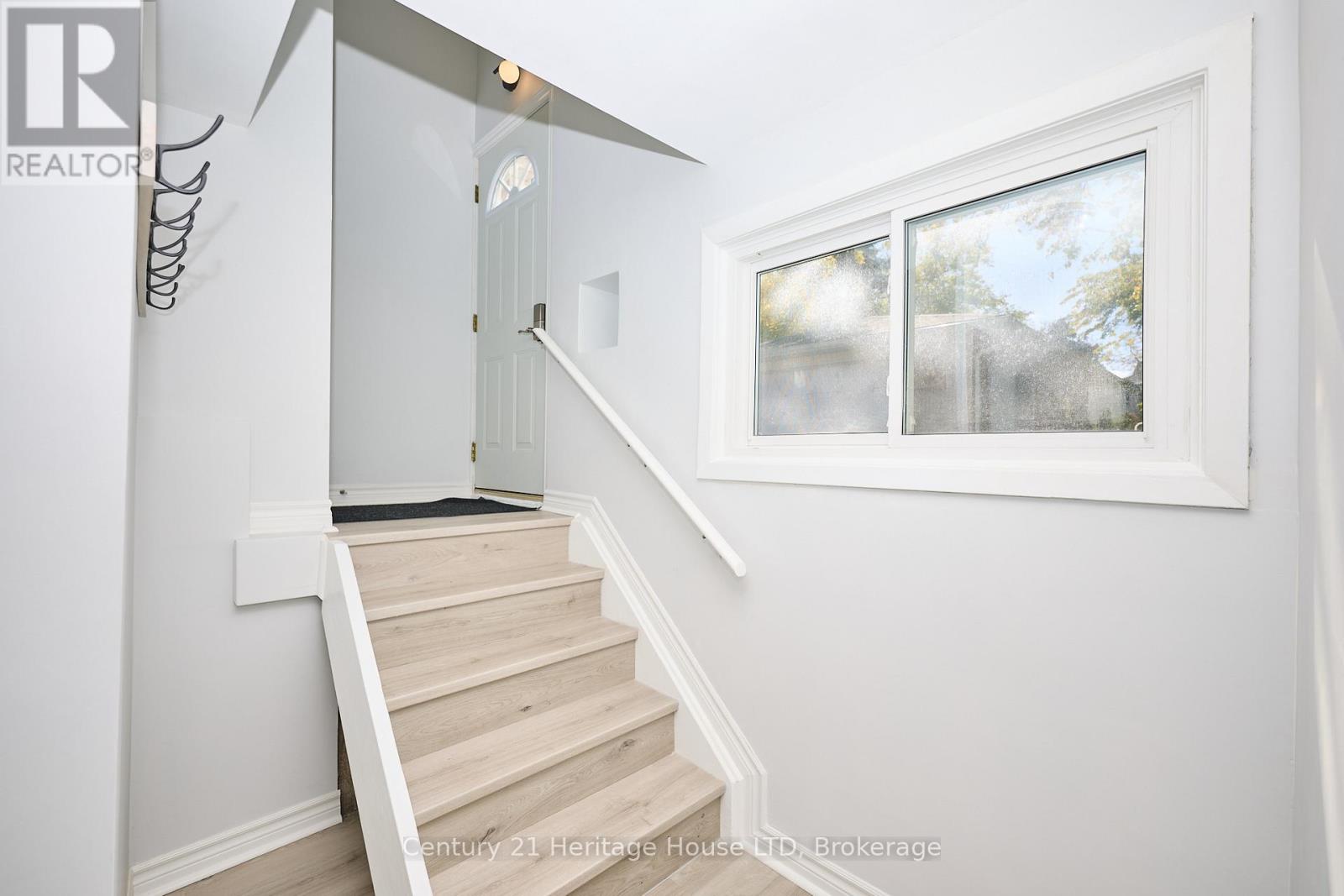 148 Champlain Drive, Fort Erie, Ontario  L2A 1Z8 - Photo 19 - X12513452