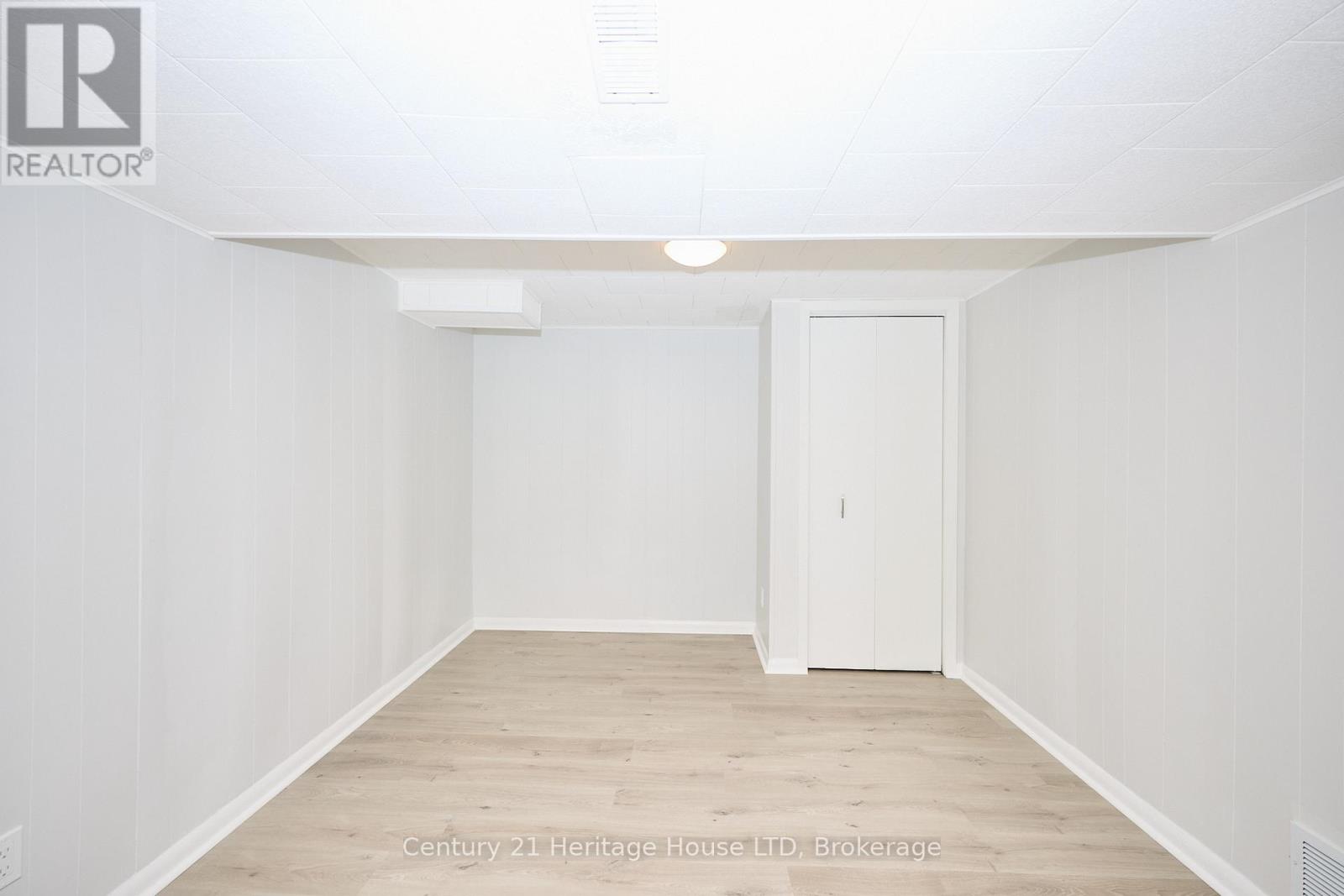 148 Champlain Drive, Fort Erie, Ontario  L2A 1Z8 - Photo 24 - X12513452