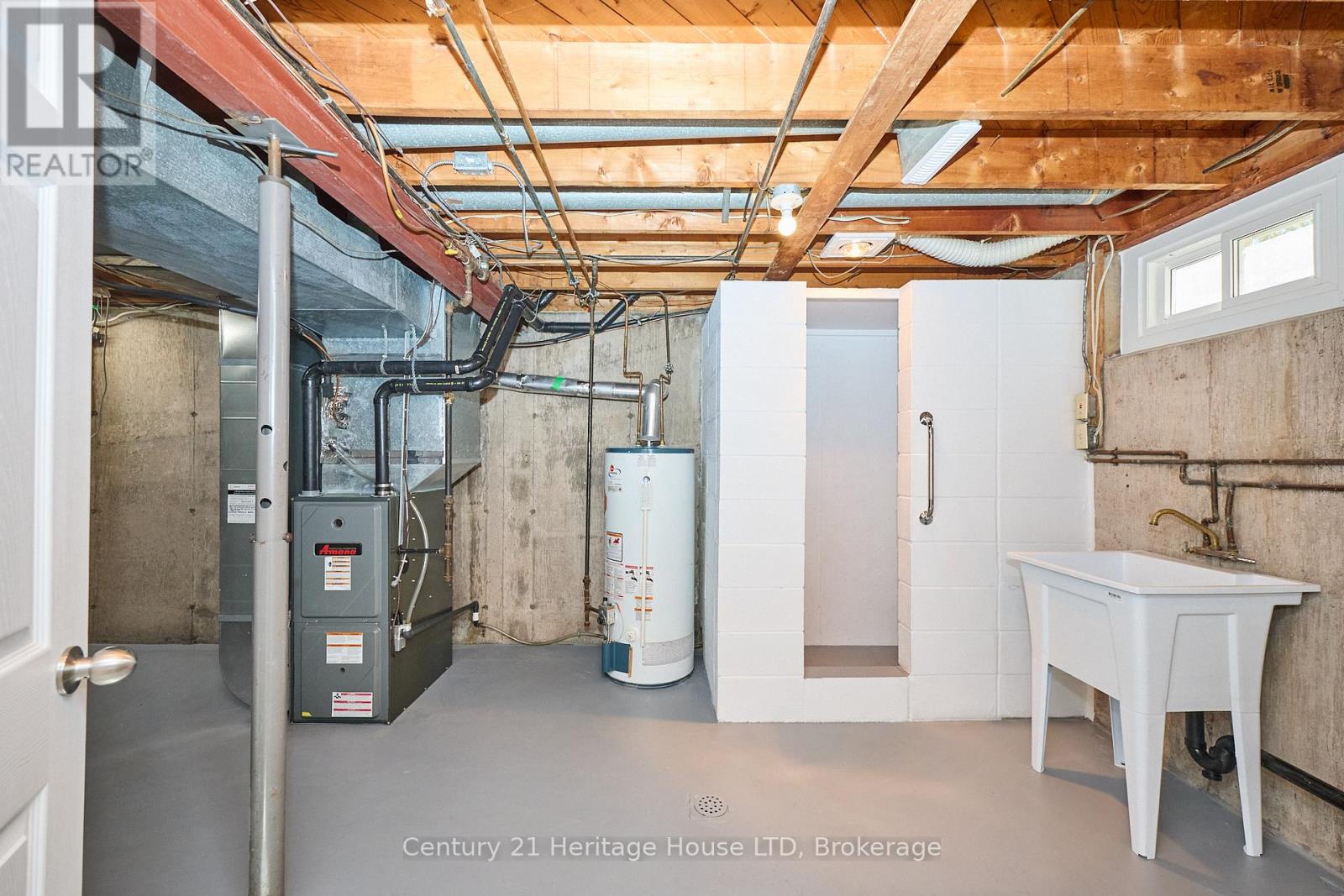 148 Champlain Drive, Fort Erie, Ontario  L2A 1Z8 - Photo 26 - X12513452