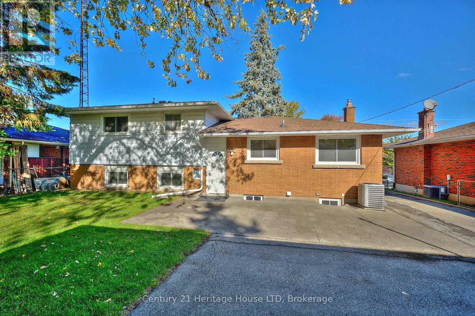 148 Champlain Drive, Fort Erie, Ontario  L2A 1Z8 - Photo 29 - X12513452