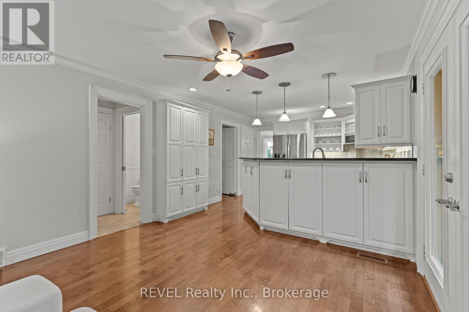 36 Confederation Drive, Niagara-On-The-Lake, Ontario  L0S 1J0 - Photo 20 - X12516942