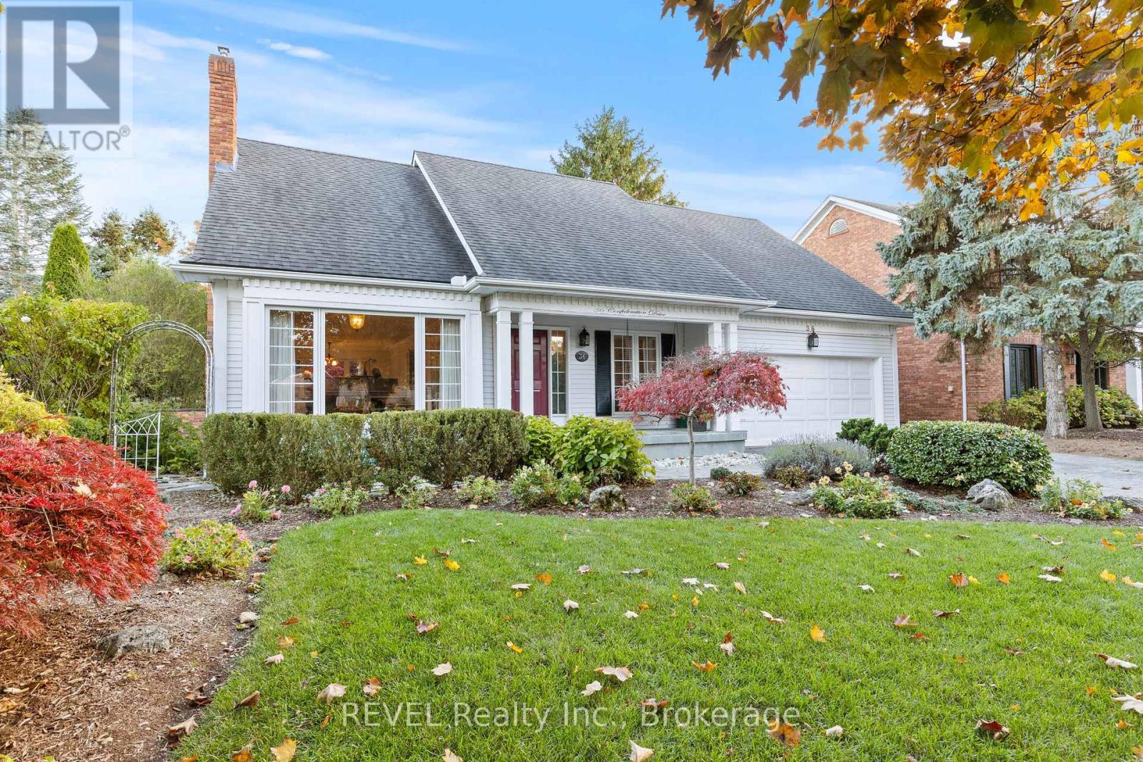 36 Confederation Drive, Niagara-On-The-Lake, Ontario  L0S 1J0 - Photo 5 - X12516942