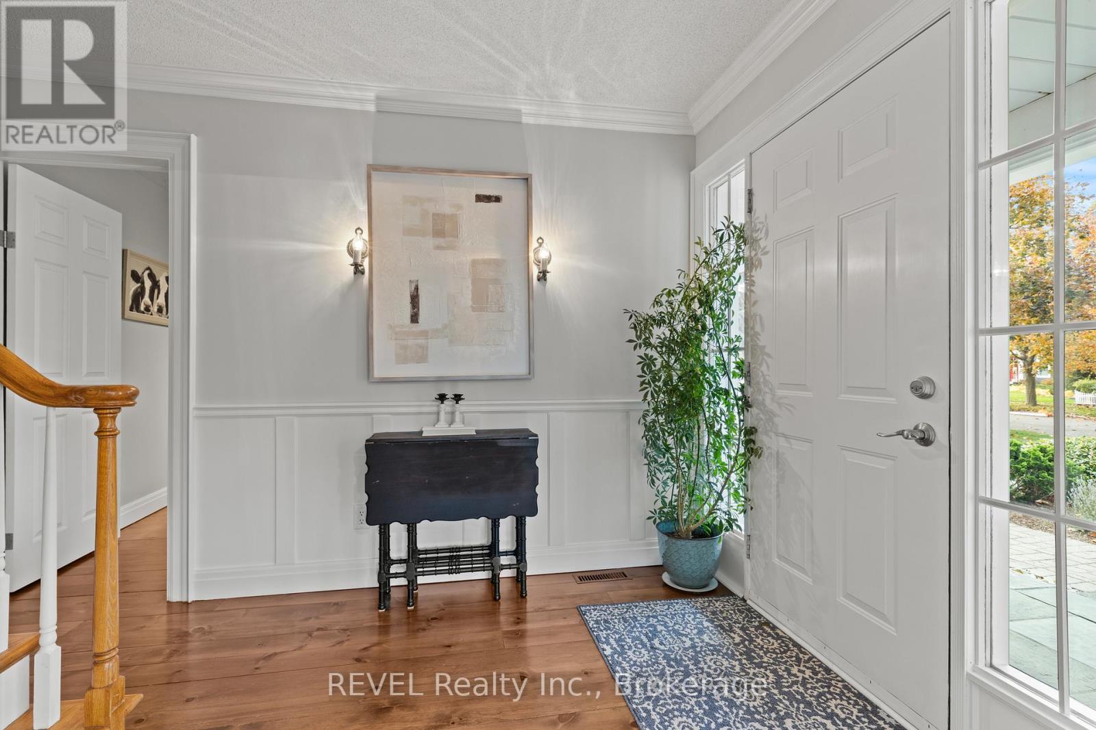 36 Confederation Drive, Niagara-On-The-Lake, Ontario  L0S 1J0 - Photo 7 - X12516942