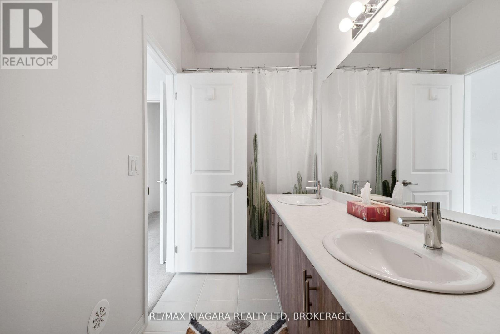 2 Sidney Rose Common N, St. Catharines, Ontario  L2T 0B3 - Photo 14 - X12517380