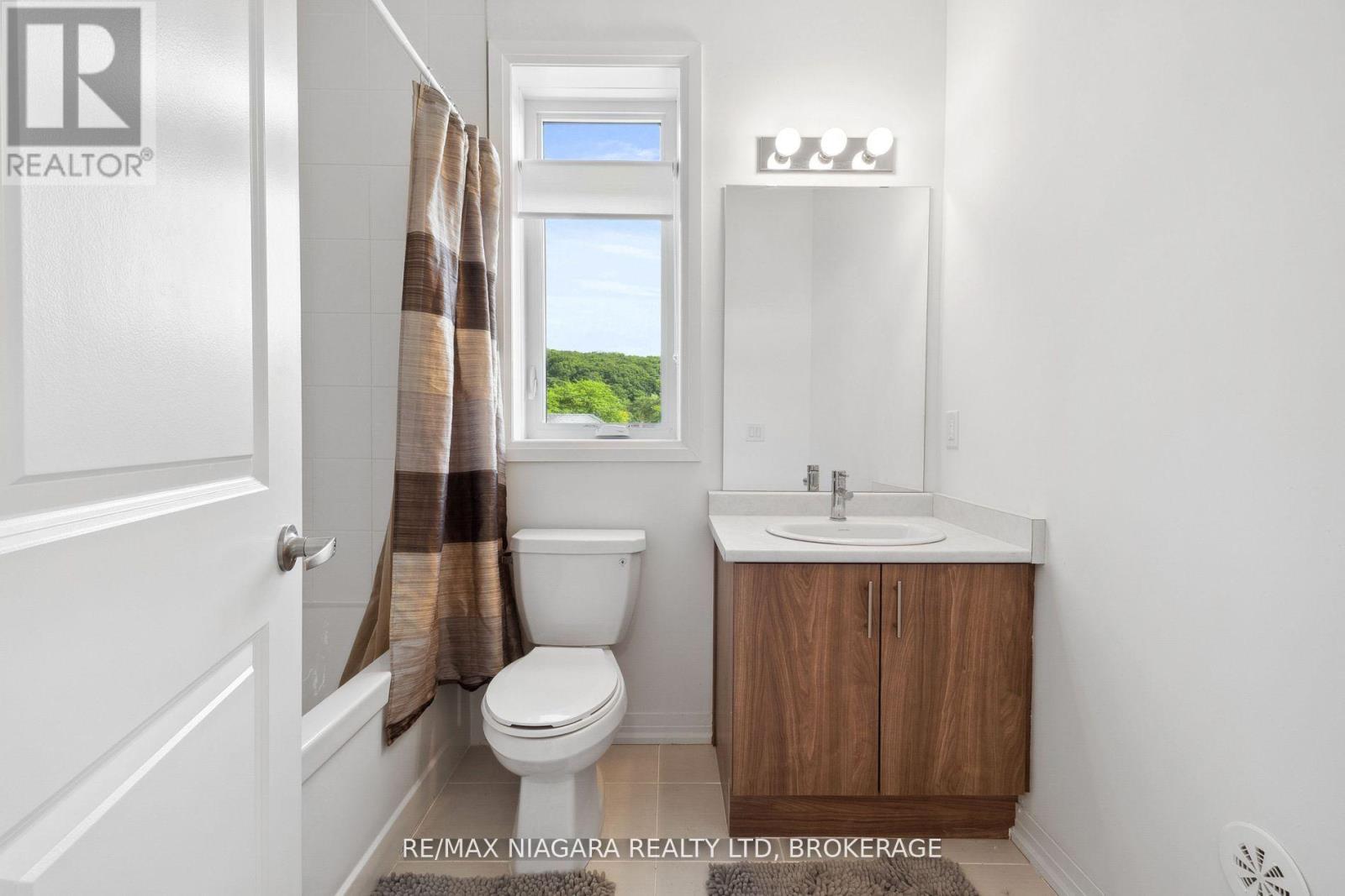 2 Sidney Rose Common N, St. Catharines, Ontario  L2T 0B3 - Photo 16 - X12517380