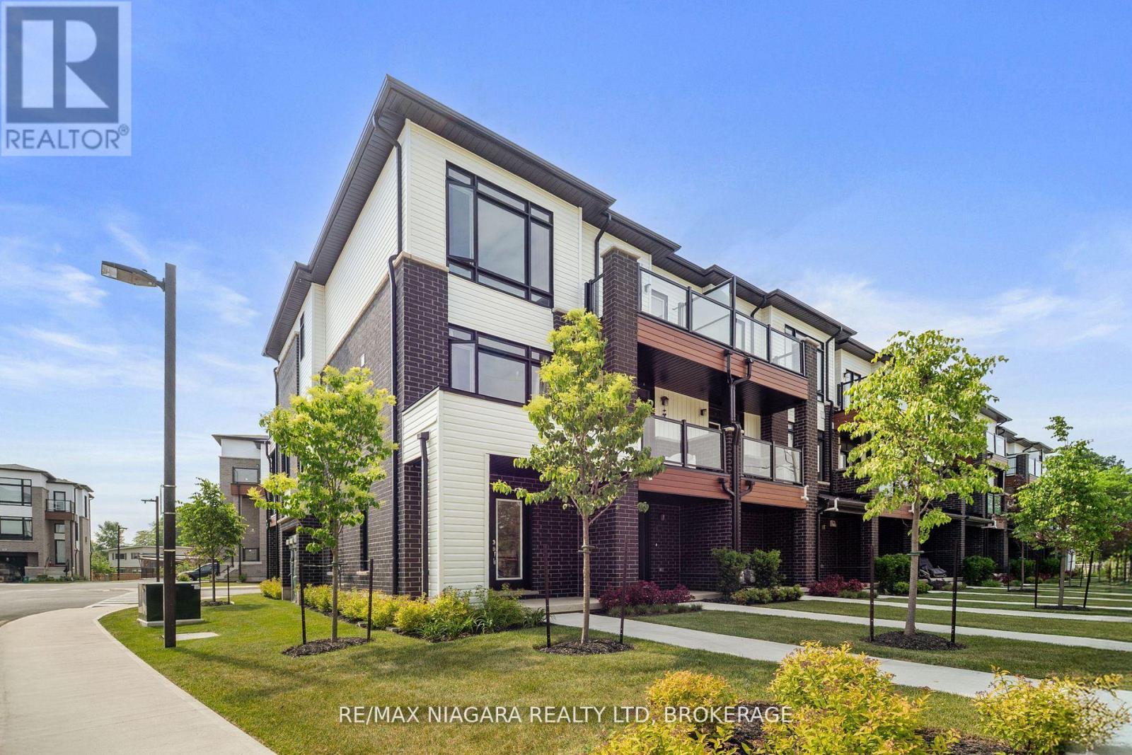 2 Sidney Rose Common N, St. Catharines, Ontario  L2T 0B3 - Photo 2 - X12517380