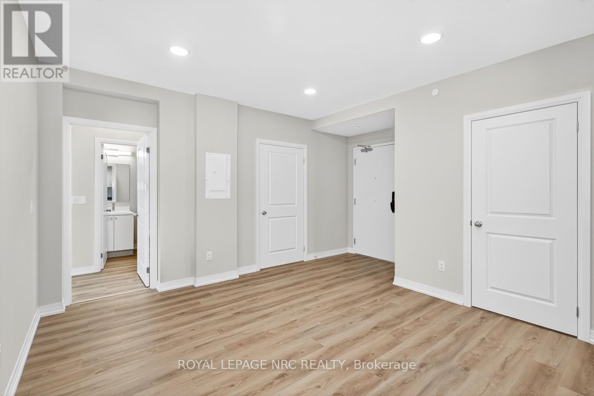 223 - 50 Herrick Avenue, St. Catharines, Ontario  L2P 2T9 - Photo 2 - X12517414