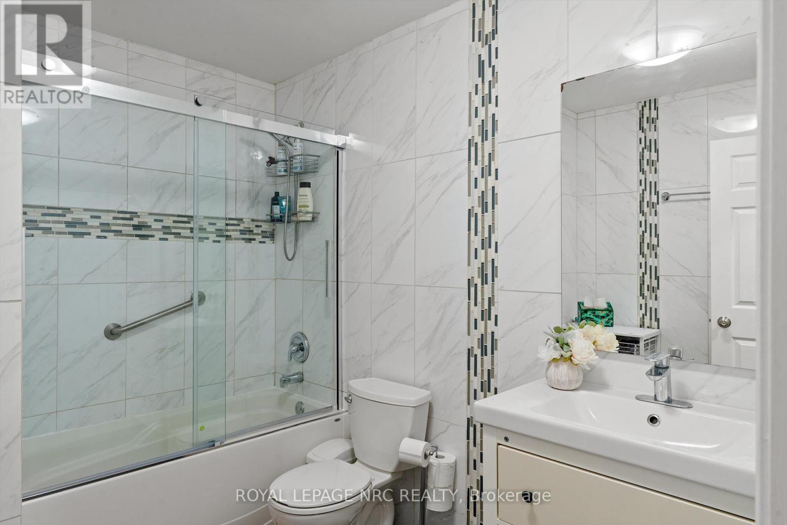 393b Glendale Avenue, St. Catharines, Ontario  L2T 1C5 - Photo 13 - X12518234