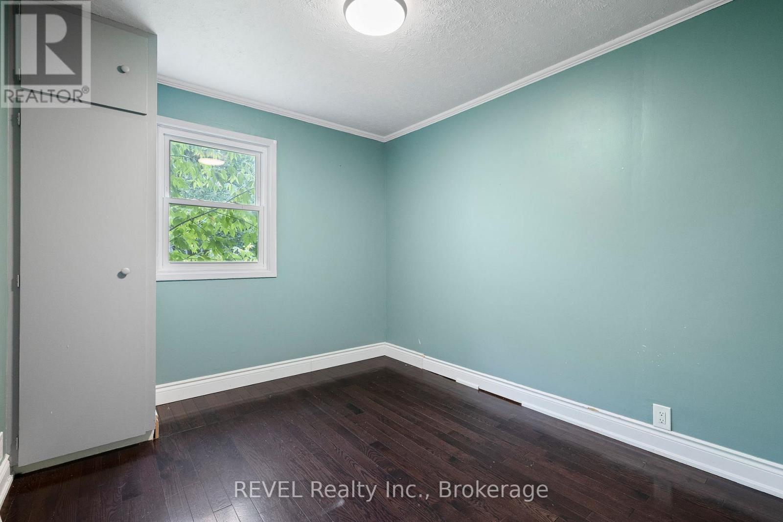 229 Morton Street, Thorold, Ontario  L2V 1C8 - Photo 19 - X12518316