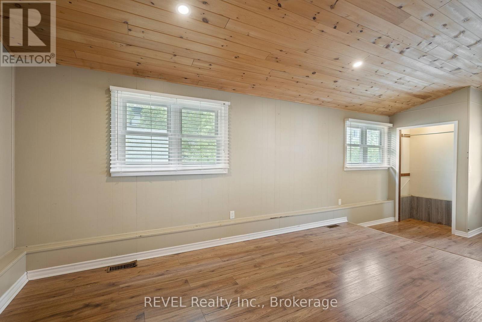 229 Morton Street, Thorold, Ontario  L2V 1C8 - Photo 31 - X12518316