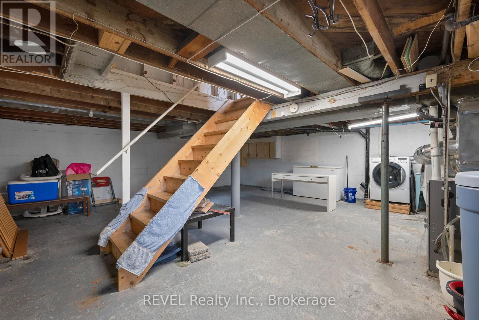 229 Morton Street, Thorold, Ontario  L2V 1C8 - Photo 39 - X12518316