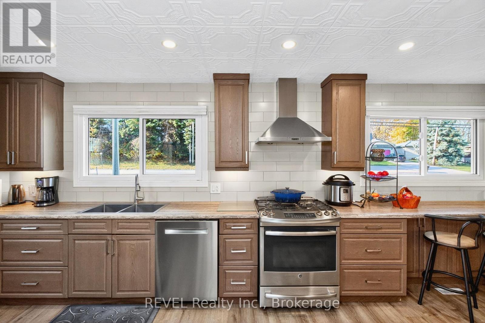 635 William Street, Midland, Ontario  L4R 2S7 - Photo 9 - S12518788