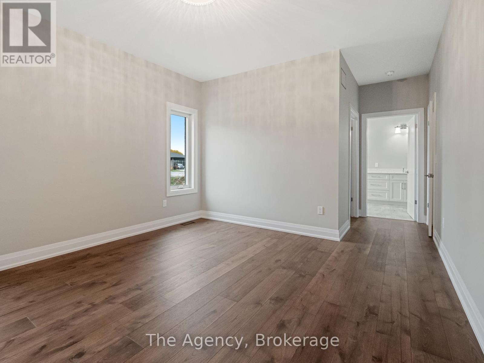 149 Willowbrook Drive, Welland, Ontario  L3C 0G2 - Photo 14 - X12520182