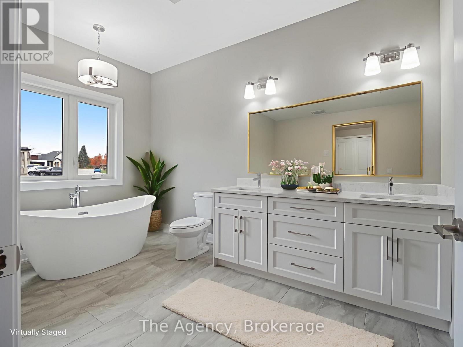 149 Willowbrook Drive, Welland, Ontario  L3C 0G2 - Photo 15 - X12520182