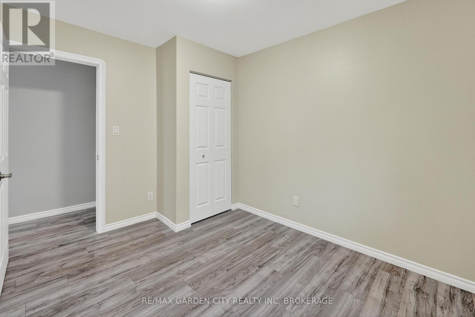 210 Wright Street, Welland, Ontario  L3B 2K3 - Photo 10 - X12520402