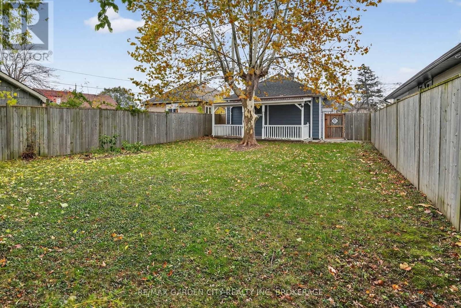 210 Wright Street, Welland, Ontario  L3B 2K3 - Photo 26 - X12520402