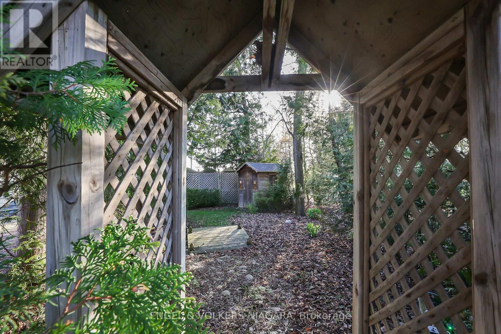 41 Andrew Crescent, Goderich, Ontario  N7A 3X8 - Photo 44 - X12520406